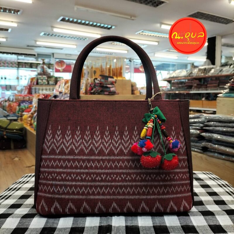👜🟦🧓กระเป๋าถือคนแก่ ทรงสี่เหลี่ยมใบใหญ่ งานผ้าฝ้ายพิมพ์คราม ลายไทย ลายขอ(พระราชทาน) ลายกราฟฟิก👜🟦🧓
