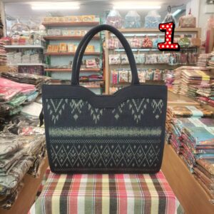 👜🧬กระเป๋าถืองานผ้าฝ้ายพิมพ์ลาย ผ้าพิมพ์ครามลายไทย ทรงเว้าตรงกลาง หรือทรงปากหยัก👜🧬 - Image 22