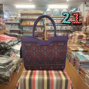 👜🧬กระเป๋าถืองานผ้าฝ้ายพิมพ์ลาย ผ้าพิมพ์ครามลายไทย ทรงเว้าตรงกลาง หรือทรงปากหยัก👜🧬 - Image 2
