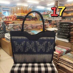 👜🧬กระเป๋าถืองานผ้าฝ้ายพิมพ์ลาย ผ้าพิมพ์ครามลายไทย ทรงเว้าตรงกลาง หรือทรงปากหยัก👜🧬 - Image 18