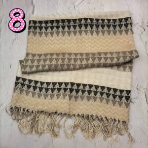 ผ้าพันคองานทอเครื่องสำเร็จรูป ลายสามเหลี่ยมคลาสสิค สินค้าไม่ได้แพคใส่กล่อง แพคเกจถุงแก้วใสธรรมดา - Image 9