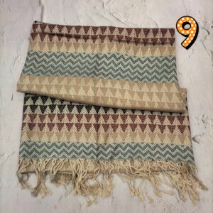 ผ้าพันคองานทอเครื่องสำเร็จรูป ลายสามเหลี่ยมคลาสสิค สินค้าไม่ได้แพคใส่กล่อง แพคเกจถุงแก้วใสธรรมดา - Image 10