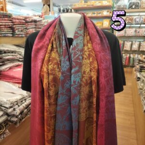 ผ้าคลุมไหล่ Pashmina ลายช้างตัวเล็ก+ใบไม้ ชายผ้าช้างใหญ่ 3 ตัว ไล่สีรุ้ง (ไล่สีผ้า) - Image 6