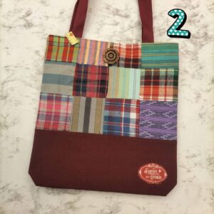 👜🪡🦄กระเป๋าถือสะพายไหล่ได้ งานต่อผ้าขาวม้า สายไนล่อน/มีซิป/ก้นกระเป๋า - Image 3